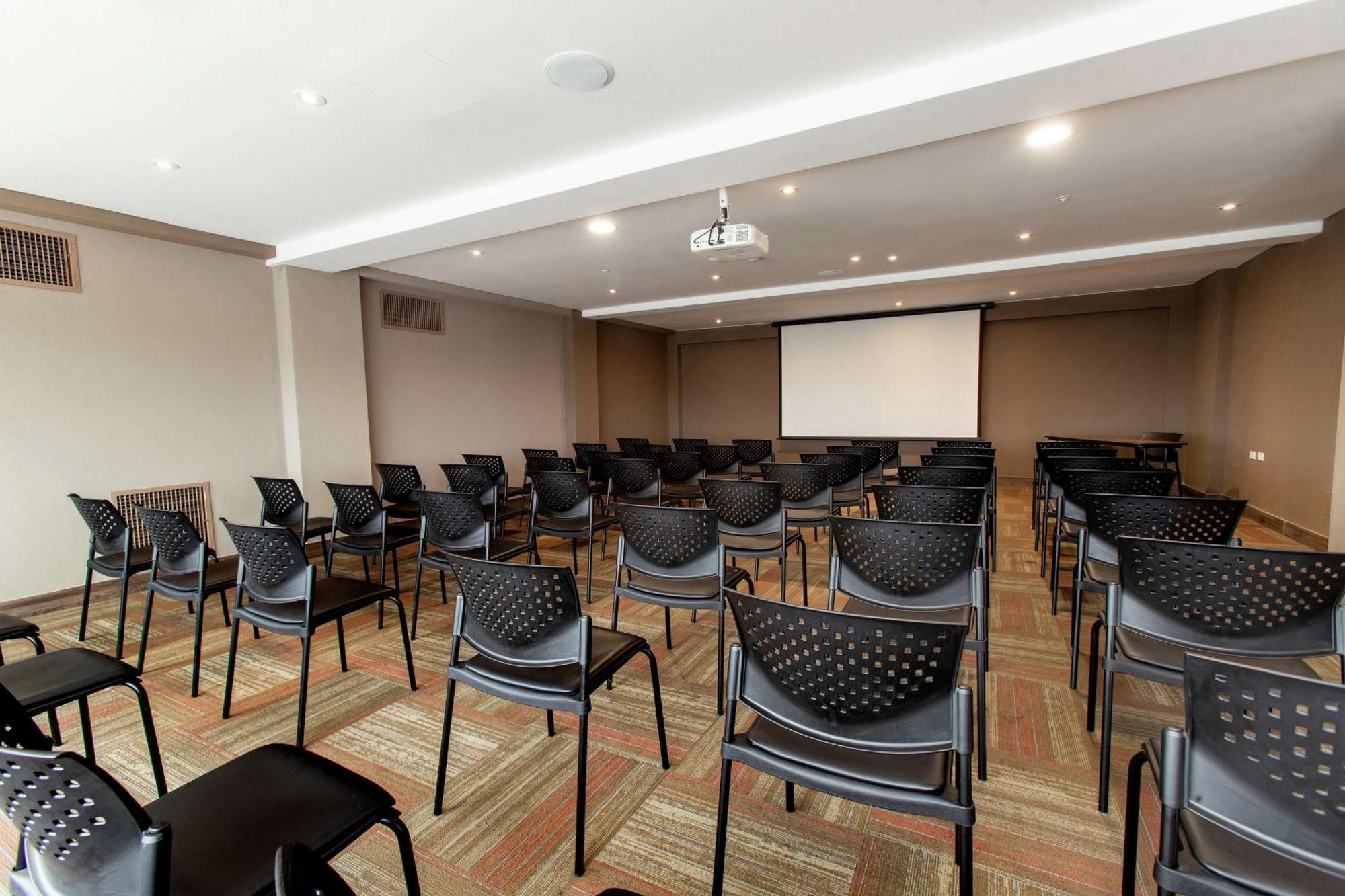 Hampton By Hilton San Isidro Lima