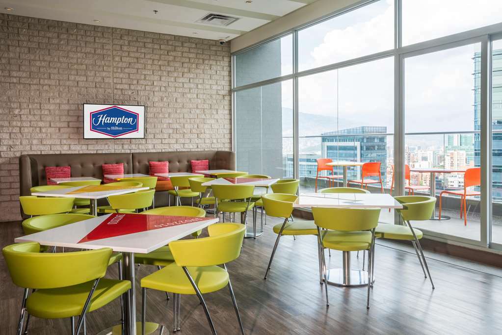 Hampton By Hilton San Isidro 4* Lima