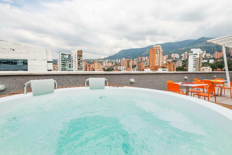 Hotel Hampton By Hilton San Isidro 4*