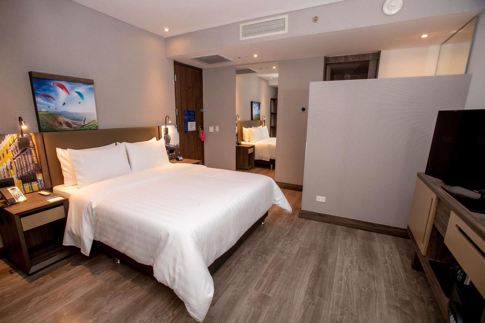 Hampton By Hilton San Isidro Hotel 4*