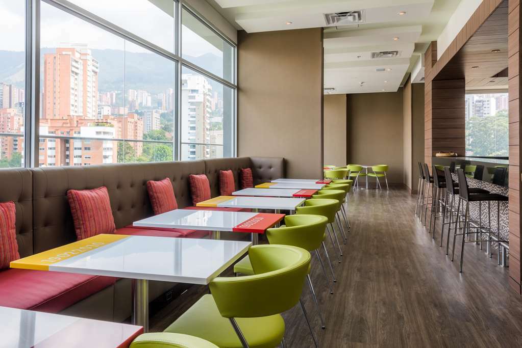 Hotel Hampton By Hilton San Isidro 4*